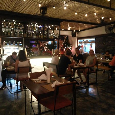 滨海前线公寓式酒店 Patong 外观 照片