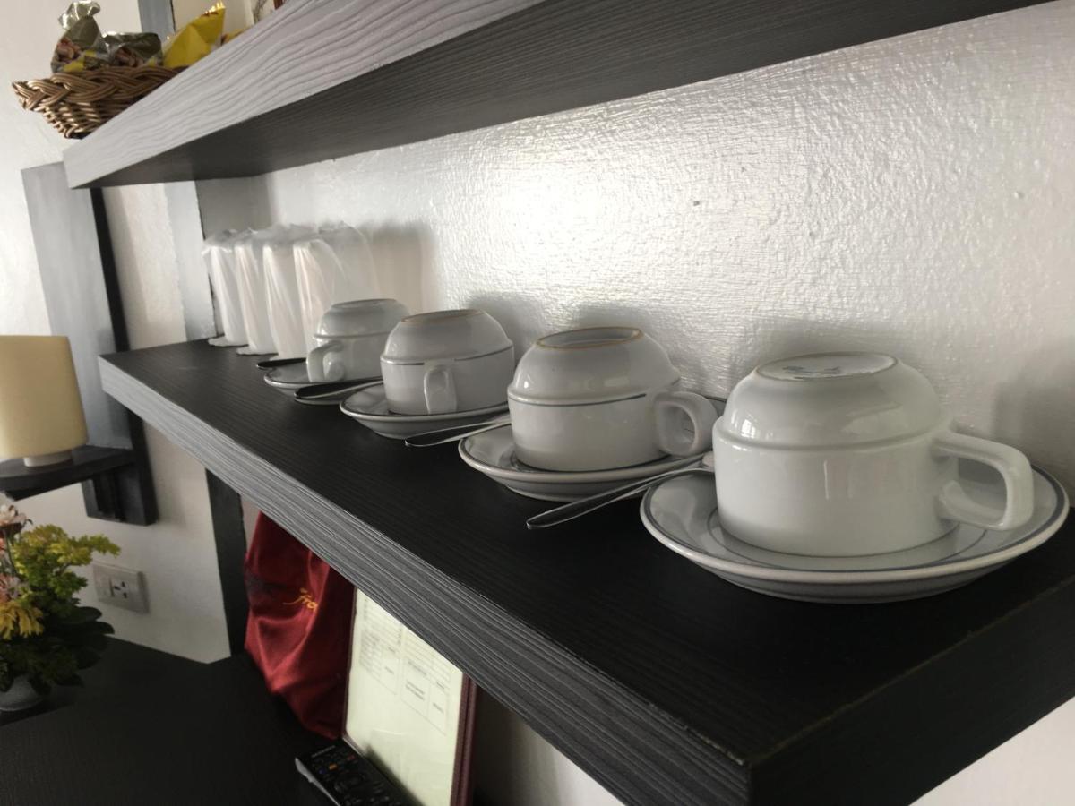 滨海前线公寓式酒店 Patong 外观 照片