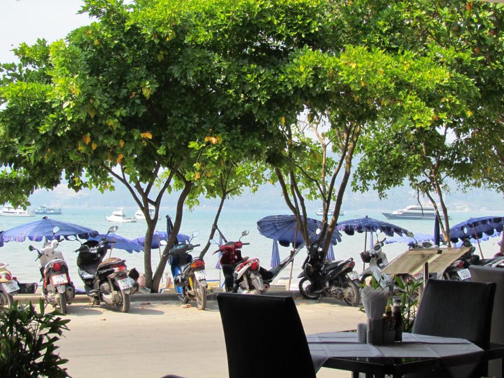 滨海前线公寓式酒店 Patong 外观 照片